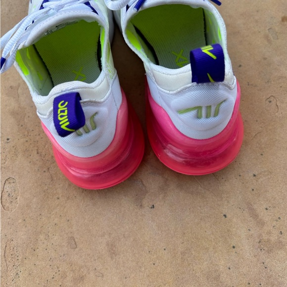 Nike Air Max 270
White Volt Pink Blast Indigo (Women's) ES - Picture 6 of 6